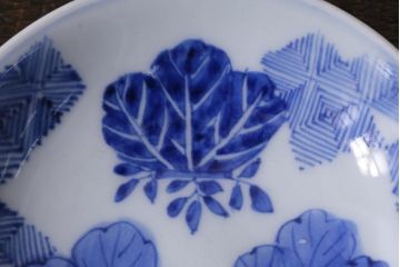 アンティーク雑貨　骨董　幕末明治　伊万里焼　五三桐文　染付小皿4枚セット(和食器)(R-041343)