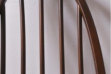 ヴィンテージ家具　イギリスビンテージ　ERCOL(アーコール)　美しく丈夫な作りが魅力的なクエーカーチェア(ダイニングチェア、椅子、ウィンザーチェア、ウインザーチェア)(R-041352)