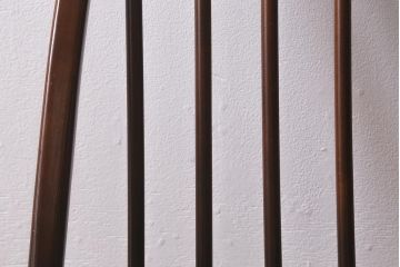 ヴィンテージ家具　イギリスビンテージ　ERCOL(アーコール)　美しく丈夫な作りが魅力的なクエーカーチェア(ダイニングチェア、椅子、ウィンザーチェア、ウインザーチェア)(R-041352)
