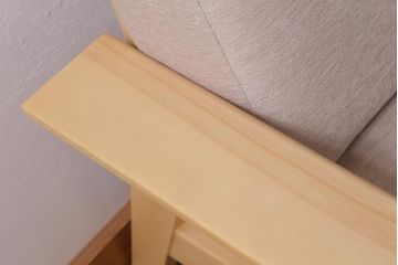 中古　美品　北海道民芸家具　洗練されたデザインが魅力的な3人掛けソファ(トリプルソファ、アームソファ)(R-041354)