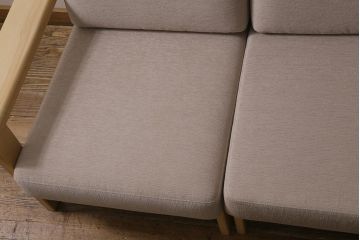 中古　美品　北海道民芸家具　洗練されたデザインが魅力的な3人掛けソファ(トリプルソファ、アームソファ)(R-041354)