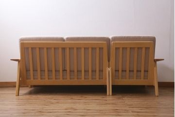 中古　美品　北海道民芸家具　洗練されたデザインが魅力的な3人掛けソファ(トリプルソファ、アームソファ)(R-041354)