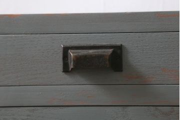 ラフジュ工房オリジナル　古金具リメイク　前板栗材　ヒノキ材　シャビーなペイント小引き出し(小物収納)(R-041355)