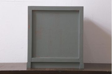 ラフジュ工房オリジナル　古金具リメイク　前板栗材　ヒノキ材　シャビーなペイント小引き出し(小物収納)(R-041355)