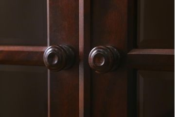 中古　北海道民芸家具　HM114K　洗練された印象の本箱(ブックケース、キャビネット、飾り棚)(定価約25万7千円)(R-041363)