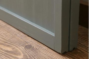 アンティーク建具　昭和中期　ペイント　当店オリジナルガラス・花菱模様　お洒落なガラス戸2枚セット(引き戸、建具)(R-041365)