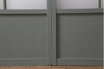 アンティーク建具　昭和中期　ペイント　当店オリジナルガラス・花菱模様　お洒落なガラス戸2枚セット(引き戸、建具)(R-041365)