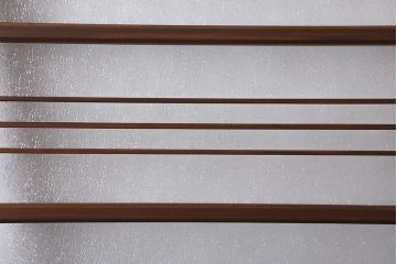 アンティーク建具　ダイヤガラス・当店オリジナルガラス入り　ブラックペイントがシックな木製ドア(扉、開き戸、建具)(R-041367)