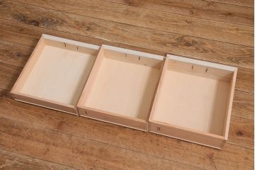 ラフジュ工房オリジナル　古金具リメイク　前板栗材　ヒノキ材　フレンチシャビーに合うペイント小引き出し(小物収納)(R-041370)