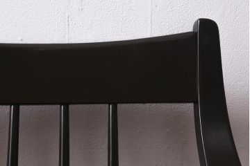 ヴィンテージ家具　落ち着きのある色味が魅力のシックなアームチェア(ダイニングチェア、椅子、ビンテージ)(R-041371)