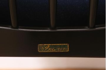 ヴィンテージ家具　落ち着きのある色味が魅力のシックなアームチェア(ダイニングチェア、椅子、ビンテージ)(R-041371)