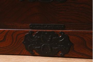 中古　伝統民芸　岩谷堂箪笥　威厳と気品が漂う衣装箪笥(整理箪笥、チェスト、引き出し)(R-041373)