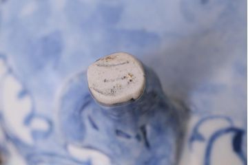 アンティーク雑貨　大正昭和初期　在銘　古い染付香炉(作家物)(R-041387)