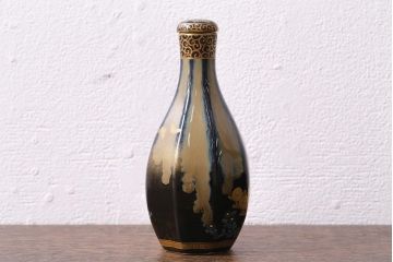 アンティーク雑貨　大正昭和初期　九谷美山　花蝶文色絵金彩徳利2点セット(酒器、とっくり)(R-041388)