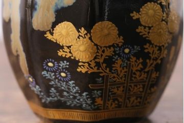 アンティーク雑貨　大正昭和初期　九谷美山　花蝶文色絵金彩徳利2点セット(酒器、とっくり)(R-041388)