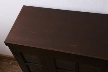当店リメイク家具　松本民芸家具　丸脚付き　クラシカルなサイドボード(キャビネット、リビングボード、収納棚)(R-041391)