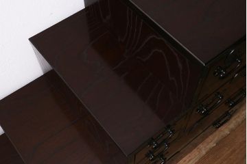 中古　国産　ケヤキ材　青木産業　趣のある和の空間を演出する階段箪笥セット(和タンス)(R-041402)