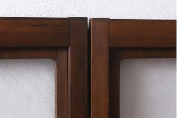 アンティーク建具　和製アンティーク　昭和中期　結霜ガラス・すりガラス入り　レトロな佇まいが魅力的なガラス戸2枚セット(窓、引き戸)
