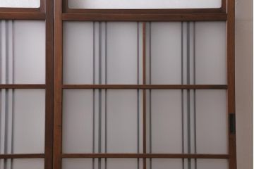 アンティーク建具　和製アンティーク　昭和中期　結霜ガラス・すりガラス入り　レトロな佇まいが魅力的なガラス戸2枚セット(窓、引き戸)