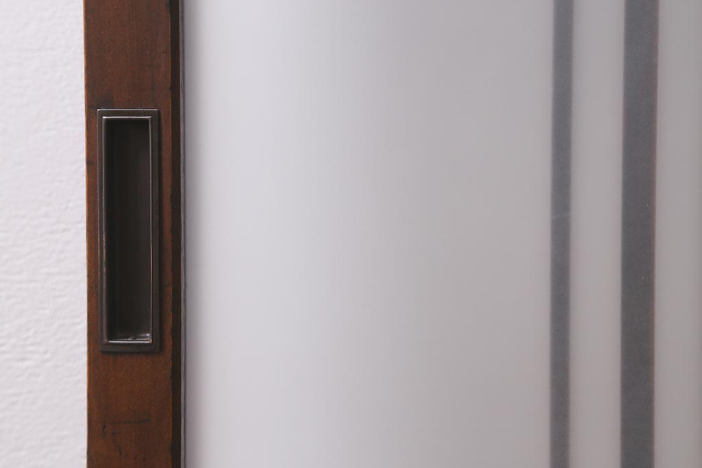 アンティーク建具　和製アンティーク　昭和中期　結霜ガラス・すりガラス入り　レトロな佇まいが魅力的なガラス戸2枚セット(窓、引き戸)