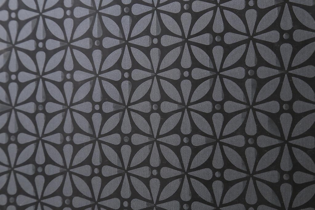 アンティーク建具　和製アンティーク　昭和中期　当店オリジナルガラス　花菱模様のガラスが魅力的な窓2枚セット(ガラス戸、引き戸)(R-041410)