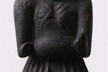 アンティーク雑貨　江戸期　古い木彫りの置き物(仏像、武神)(R-041424)