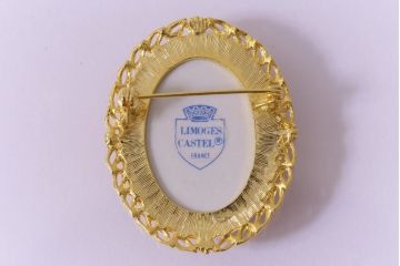 中古　フランス　LIMOGES CASTEL(リモージュキャッスル)　磁器製のシックなブローチ(アクセサリー)(R-041432)