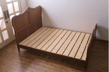 アンティーク家具　フランスアンティーク　オーク材　上品なレリーフが目を引くベッドフレーム(R-041436)
