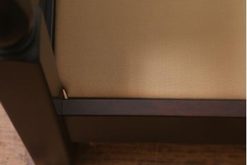 中古　北海道民芸家具　クラシカルな雰囲気漂うベッドフレーム(R-041438)