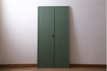 アンティーク建具　大正～昭和初期　ペイント　幅狭　グリーンカラーがおしゃれな舞良戸2枚セット　(R-041439)