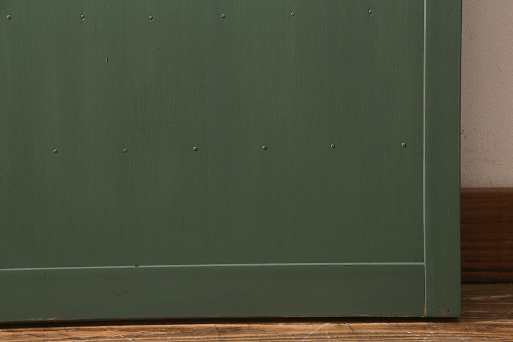 アンティーク建具　大正～昭和初期　ペイント　幅狭　グリーンカラーがおしゃれな舞良戸2枚セット　(R-041439)