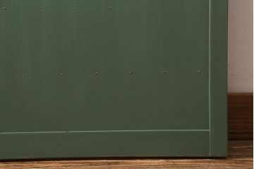 アンティーク建具　大正～昭和初期　ペイント　幅狭　グリーンカラーがおしゃれな舞良戸2枚セット　(R-041439)