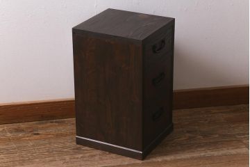 ラフジュ工房オリジナル　古金具リメイク　前板栗材　ヒノキ材　落ち着いた和の雰囲気漂う小引き出し(小物収納、サイドチェスト)(R-041445)