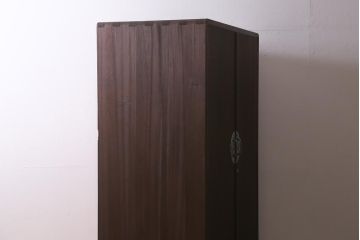 中古　伝統工芸品　隠し付き　繊細な意匠金具が目を引く加茂総桐箪笥のワードローブ(総桐たんす、洋服タンス、衣装タンス)(定価約120万円)(R-041446)