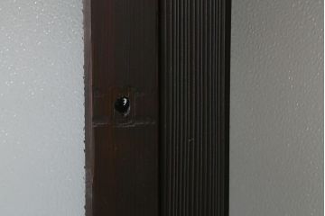 アンティーク建具　昭和初期　腰板ケヤキ材　ダイヤガラス入り　上手物!落ち着いた色合いのレトロなガラス戸2枚セット(引き戸)(R-041450)