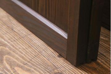 アンティーク建具　和製アンティーク　昭和初期　すりガラス・当店オリジナルガラス　変わり花菱模様のガラスがレトロなガラス戸2枚セット(引き戸、建具)(R-041456)