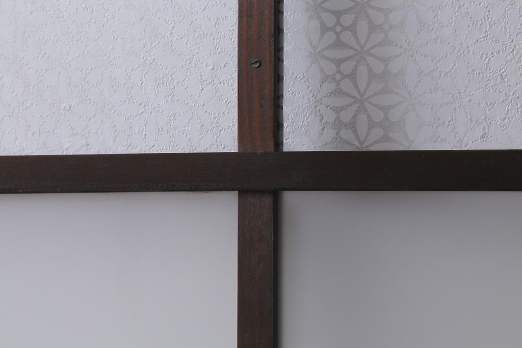 アンティーク建具　和製アンティーク　昭和初期　すりガラス・当店オリジナルガラス　変わり花菱模様のガラスがレトロなガラス戸2枚セット(引き戸、建具)(R-041456)