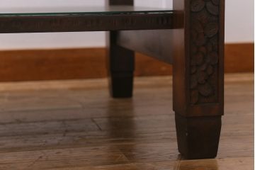 中古　伝統工芸　軽井沢彫り　咲き誇る桜の彫りが見事なサイドテーブル(リビングテーブル、センターテーブル、座卓)(R-041459)
