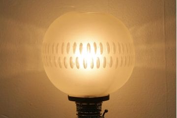 アメリカ製　The New Rochester Jr.　オイルランプをリメイクしたクラシカルなテーブルランプ(スタンドライト、卓上照明)(R-041467)