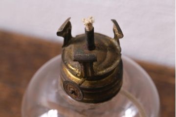 アンティーク雑貨　明治大正期　透明ガラス　脚がおしゃれな豆ランプ(オイルランプ、和ガラス)(R-041470)
