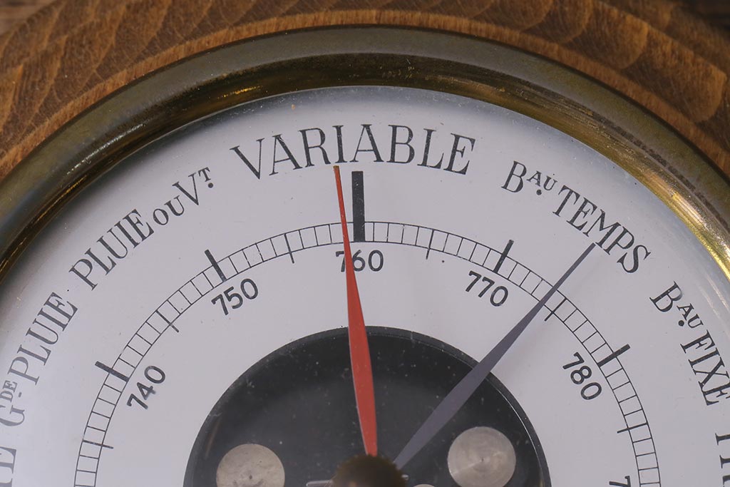ヴィンテージ雑貨　木製　ビンテージスタイルにぴったりなフランス製の気圧計(バロメーター、ディスプレイ雑貨)(R-041473)