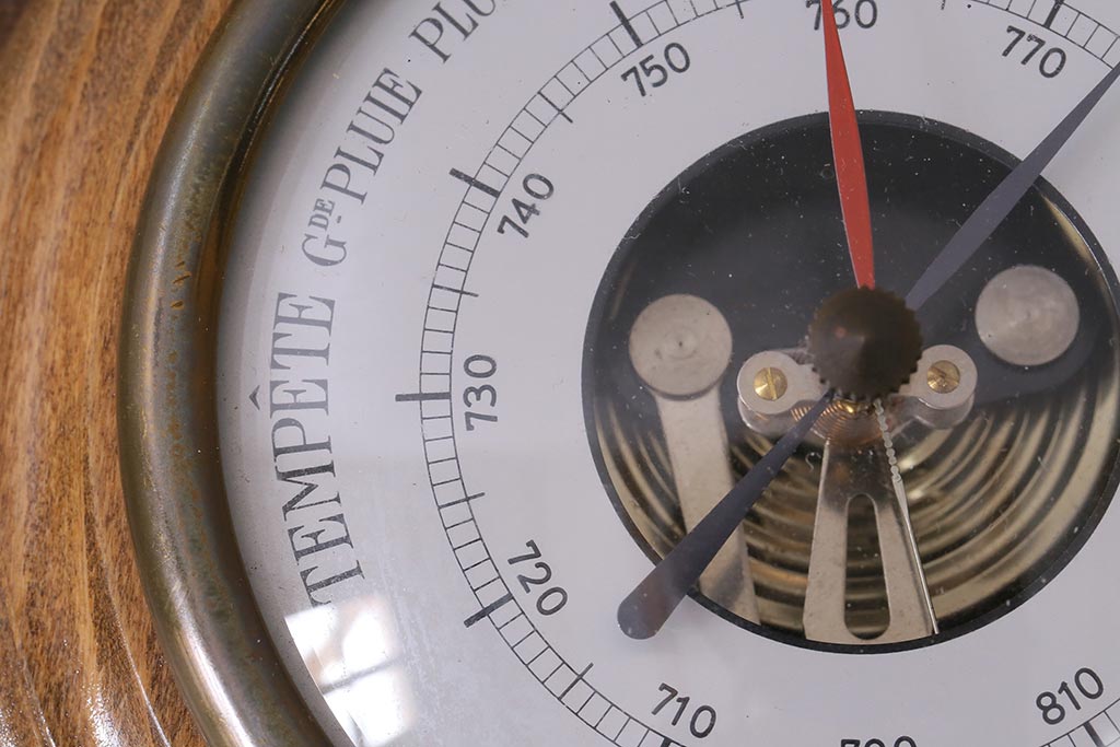 ヴィンテージ雑貨　木製　ビンテージスタイルにぴったりなフランス製の気圧計(バロメーター、ディスプレイ雑貨)(R-041473)