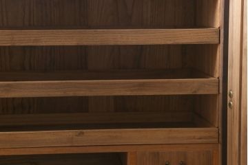 アンティーク家具　昭和中期　総桐材　衣装盆付き　調湿性と気密性に優れた桐箪笥(重ね箪笥、和タンス、衣装箪笥、桐たんす)(R-041533)