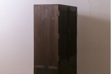 アンティーク家具　昭和中期　総桐材　衣装盆付き　調湿性と気密性に優れた桐箪笥(重ね箪笥、和タンス、衣装箪笥、桐たんす)(R-041533)