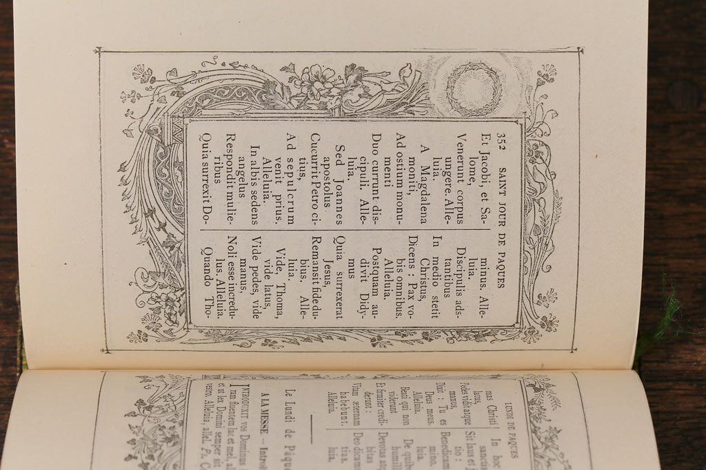 アンティーク雑貨　Missel フランスアンティークの洋書6冊セット(古書、聖書、本)(R-041535)