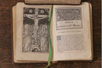 アンティーク雑貨　Missel フランスアンティークの洋書6冊セット(古書、本)(R-041536)