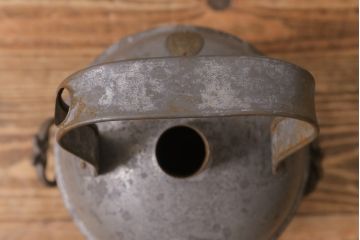 【ジャンク品】　アンティーク雑貨　コレクションとしてもおすすめのスチーム器　(R-041537)