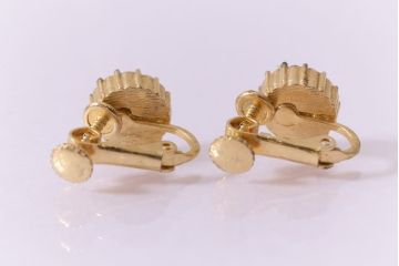 ヴィンテージ雑貨　ブルーのストーンが上品なビンテージイヤリング(アクセサリー)(R-041542)