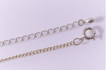 ビンテージ雑貨　和製ヴィンテージ　個性的なデザインのネックレス(チョーカー、アクセサリー)(R-041546)