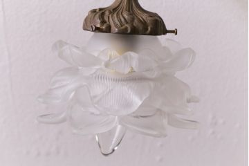 ヴィンテージ照明　フランスビンテージ　青銅　花型シェードのウォールランプ(壁付け照明、壁掛け照明)(R-041551)